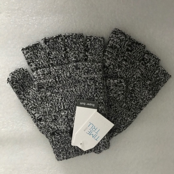 Time and Tru 2 Pc Glove/Opp Pop Top Glove Bundle NWT - Picture 1 of 16